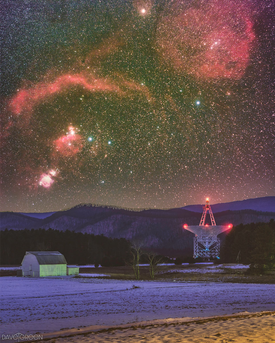 The featured image shows a very deep image of
the constellation of Orion in the background behind the
Byrd - Green Bank Radio Telescope.
the very centre of our Milky Way
Please see the explanation for more detailed information.